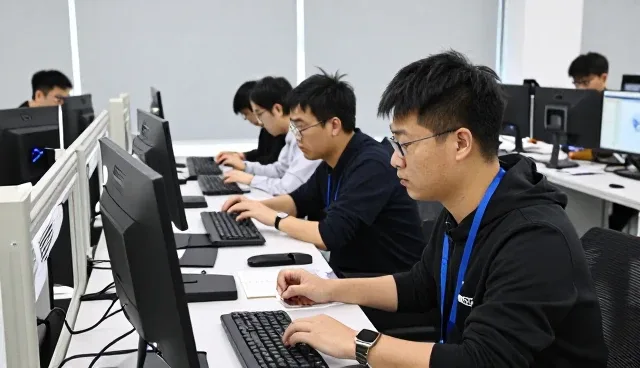 仓储物流中的数字化平台开发解决方案介绍