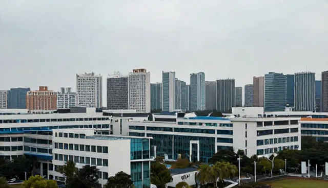 数据平台建设：两种做法的取舍与实际应用